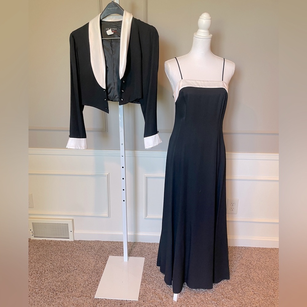 J.R. Nites by Caliendo sz 8 1990's Formal Black Dress and Tuxedo Cropped Jacket